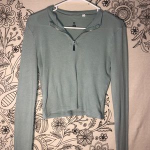 PacSun Women’s Cropped Slim Shirt